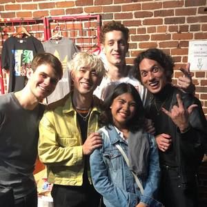 Meet your Posher, Apinya